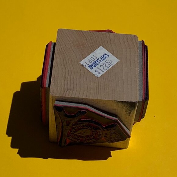 8 French Paris-themed stamps - Picture 4 of 15